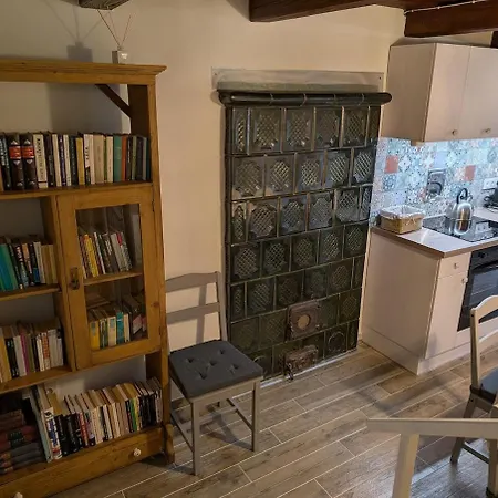 A Bejarat Vendeghaz * Balatonhenye