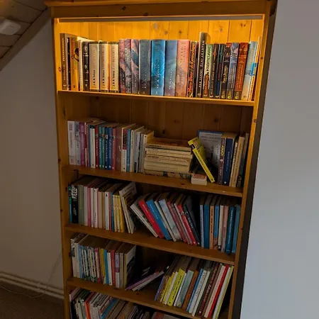 A Bejárat * Balatonhenye