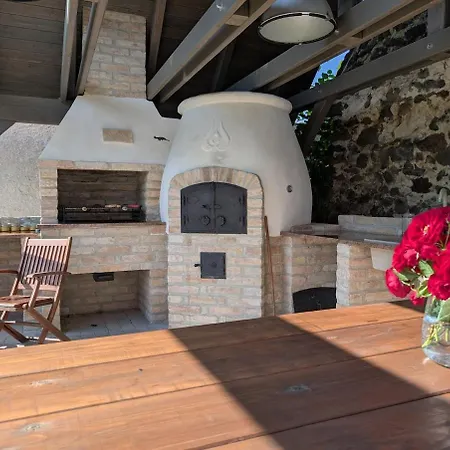 A Bejarat Vendeghaz アパート *