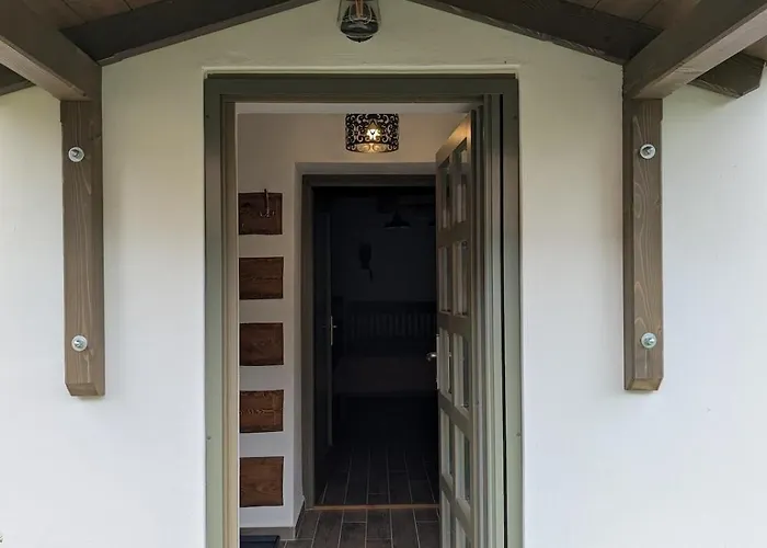 A Bejárat Balatonhenye