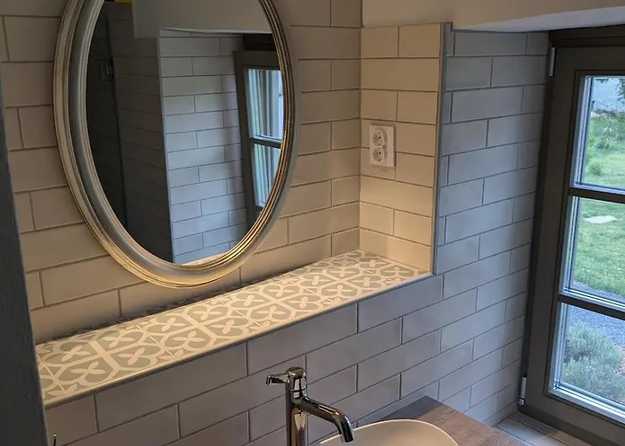 شقة A Bejarat Vendeghaz