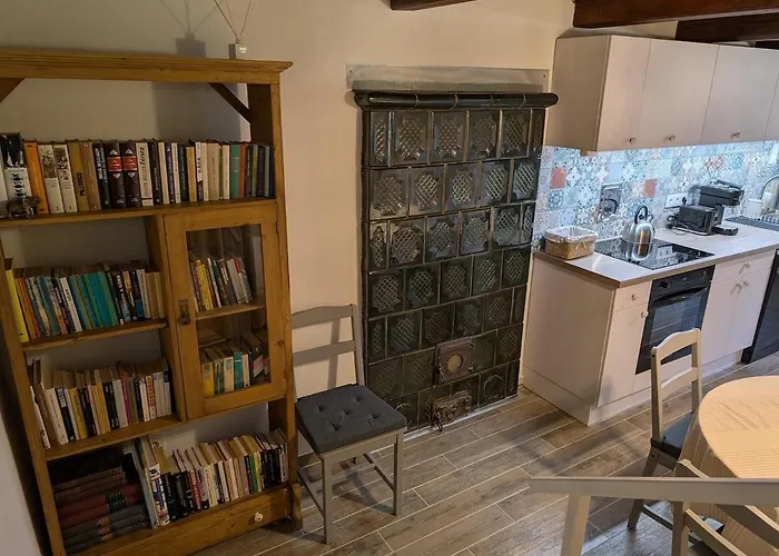 A Bejárat * Balatonhenye